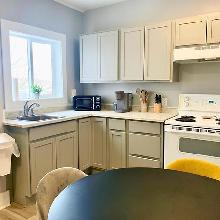 Апартаменты Cozy 1Br By Hospital & Uptown Сент-Джон Экстерьер фото